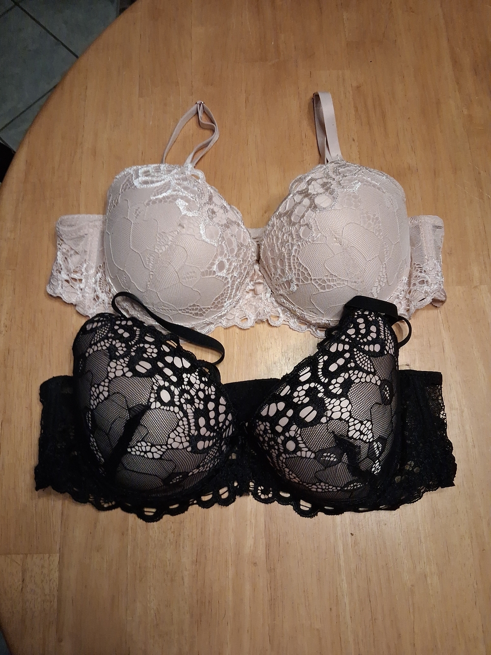 Marilyn Monroe Push Up Bra 36B Set Of 2